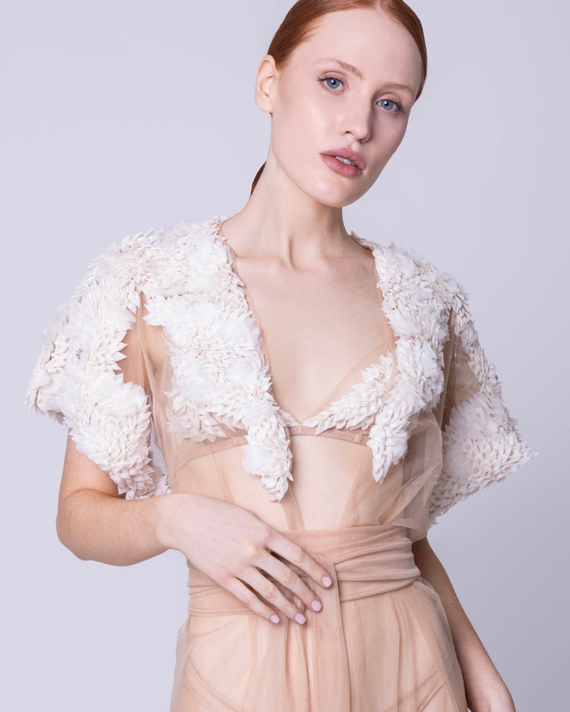 Light Up: la prima collezione couture di lingerie